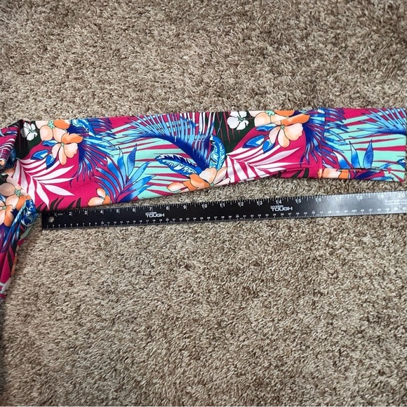 Tommy Bahama Womens Golf Active UPF 50 Long Sleeve Full Zip Top Small - Picture 6 of 6